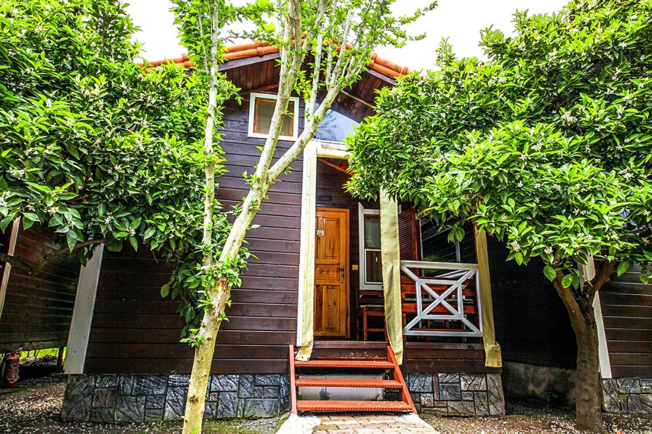 Three Islands Bungalow ชิลารึ ภายนอก รูปภาพ