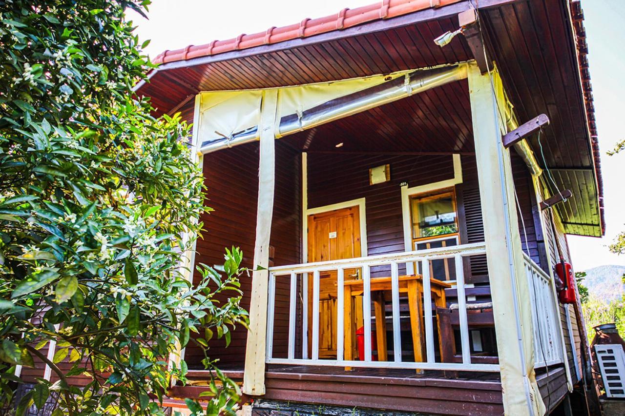 Three Islands Bungalow ชิลารึ ภายนอก รูปภาพ